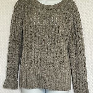 Gray Saint John Bay cable knit sweater size medium